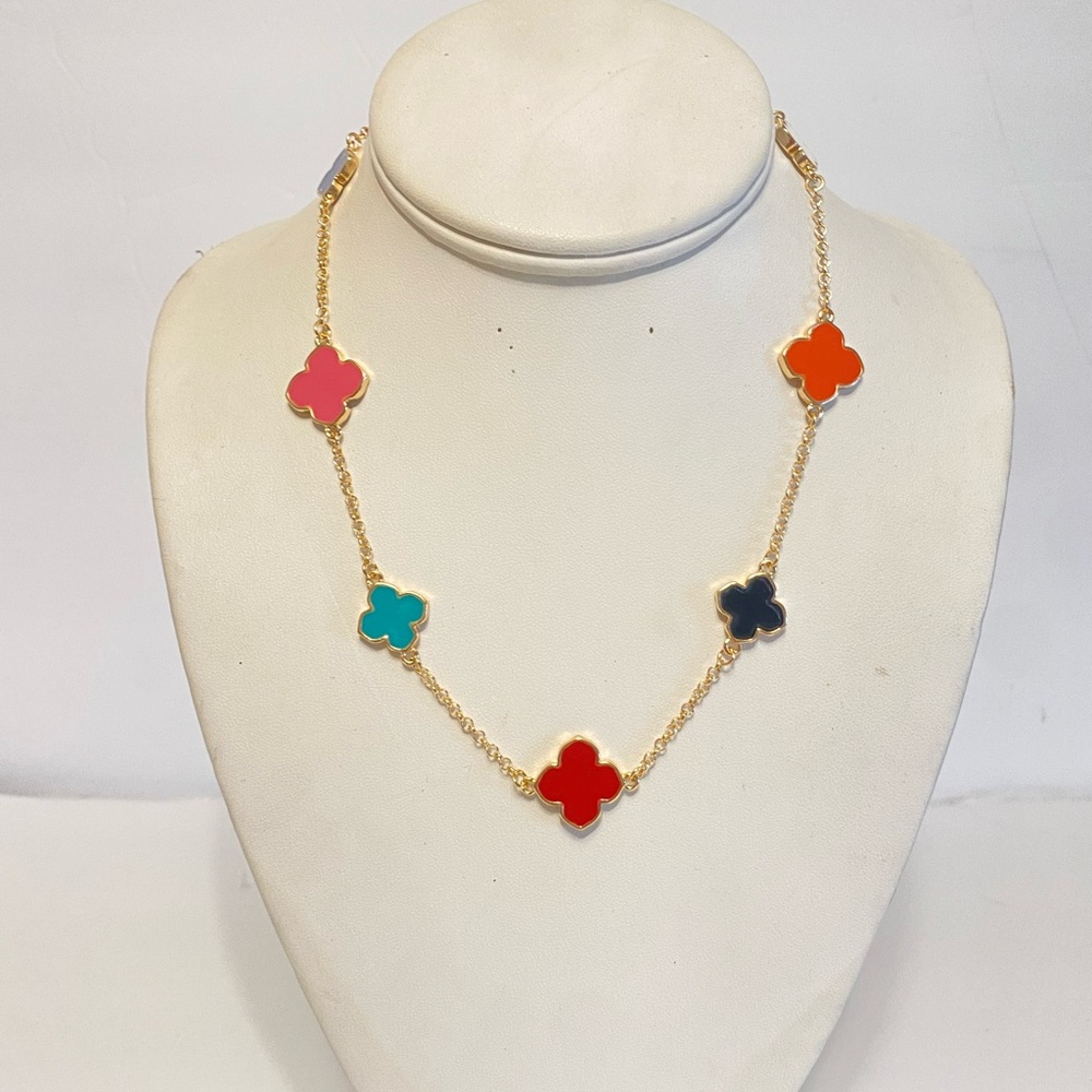 MULTICOLOR CLOVER NECKLACE - Picture 8 of 8